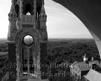 Photograph of Holy Hill Window Frame from www.MilwaukeePhotos.com (C) Ian Pritchard